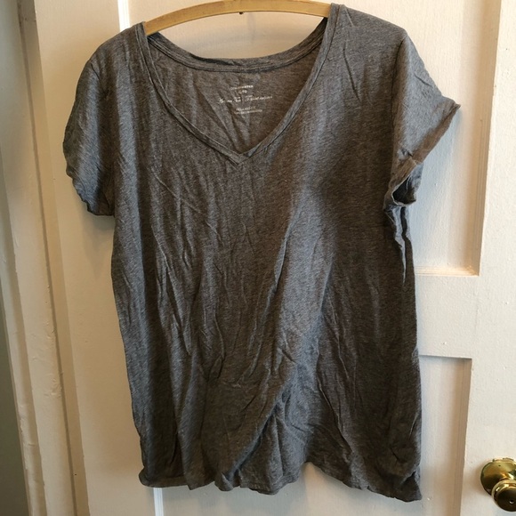Denver Hayes XL Gray Short Sleeve Relaxed T-Shirt- great to wear with shorts - Picture 1 of 6